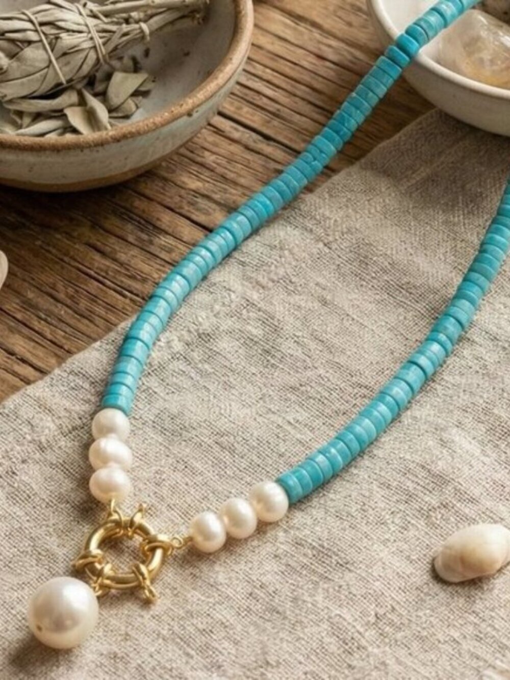 Turquoise Flat Bead and Freshwater Pearl Necklace 14K Gold Clasp Coastal 16" - Picture 10 of 12
